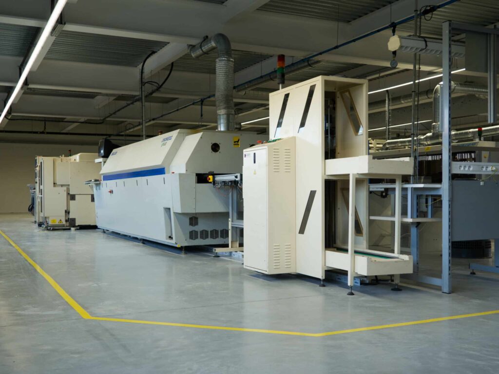 Ligne de production de la plateforme électronique du Campus